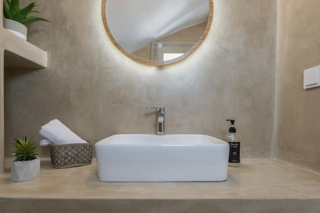 Solasta Residence Márpissa Екстериор снимка